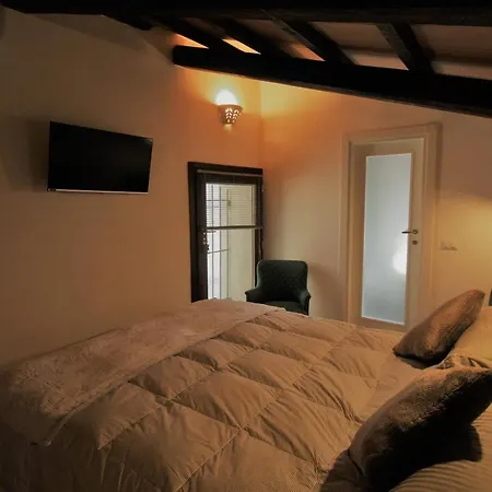 Apartment Dell'arco *
