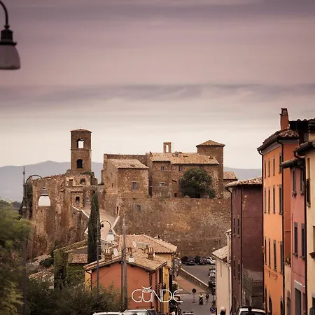 Dell'arco Apartment *
